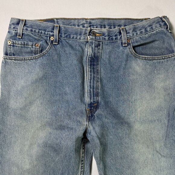 Levi's 505 Vintage Men's Jeans 40x34 Regular Fit Straight Leg Medium Wash - Picture 4 of 14